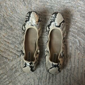 Steve Madden Ballet Flats